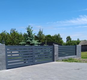 Brama wjazdowa 4m, brama aluminiowa dwuskrzydłowa profil BR09ALPR10